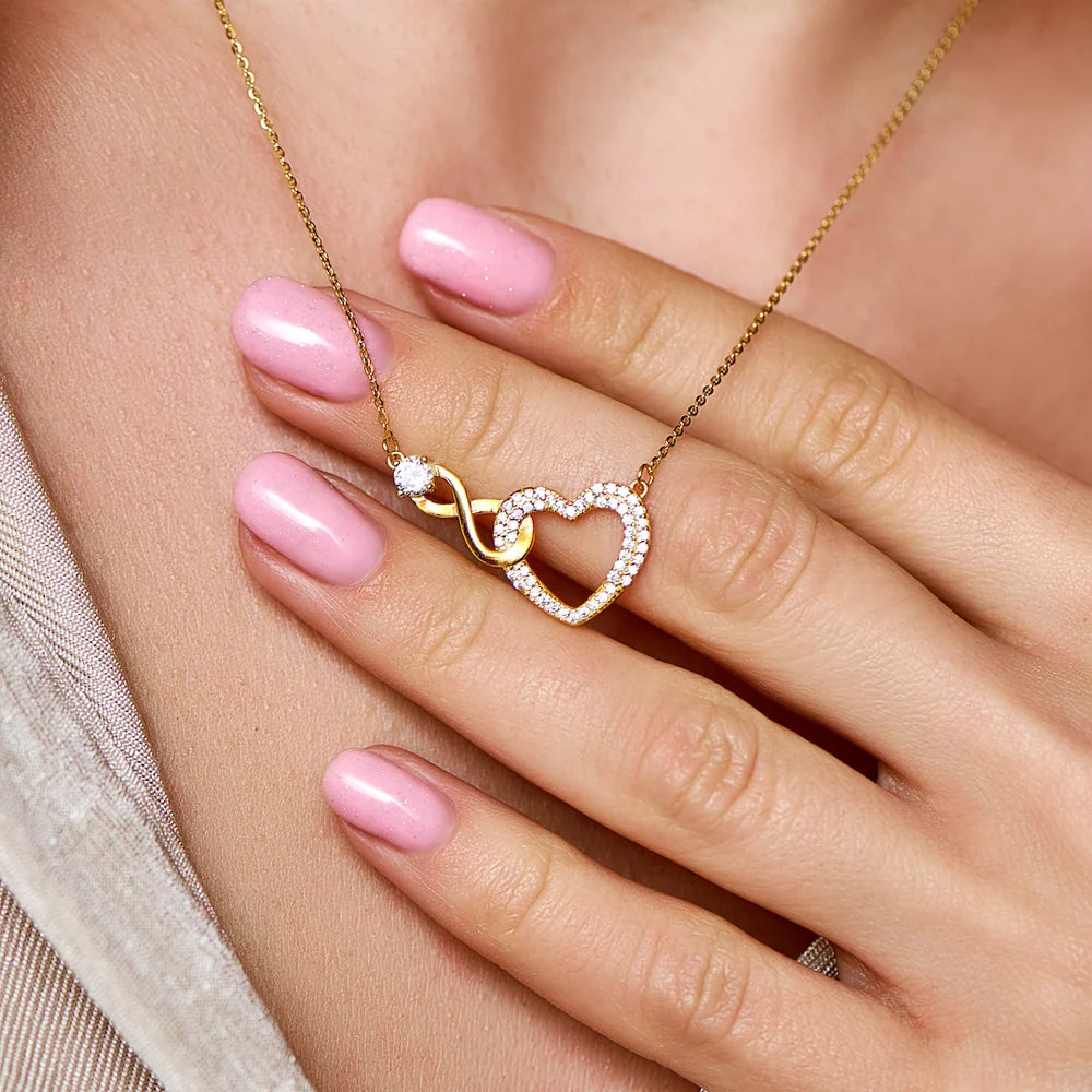 Toujours dans Mon Cœur – Collier Cœur Infini